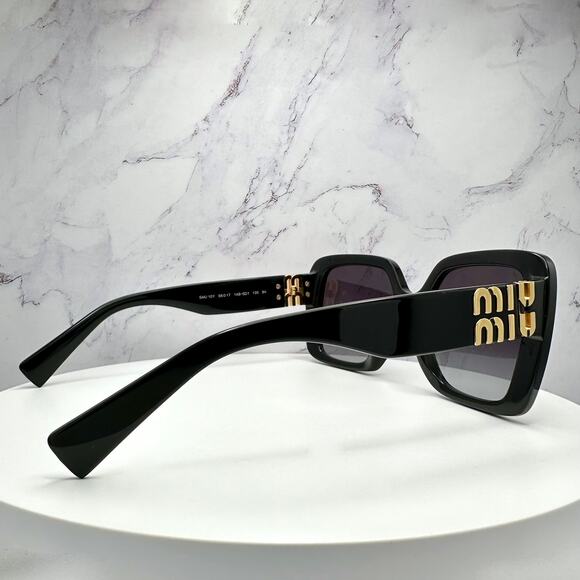 New MIU MIU Sunglasses Black Square Gold Full Rim 56mm  MIU MIU